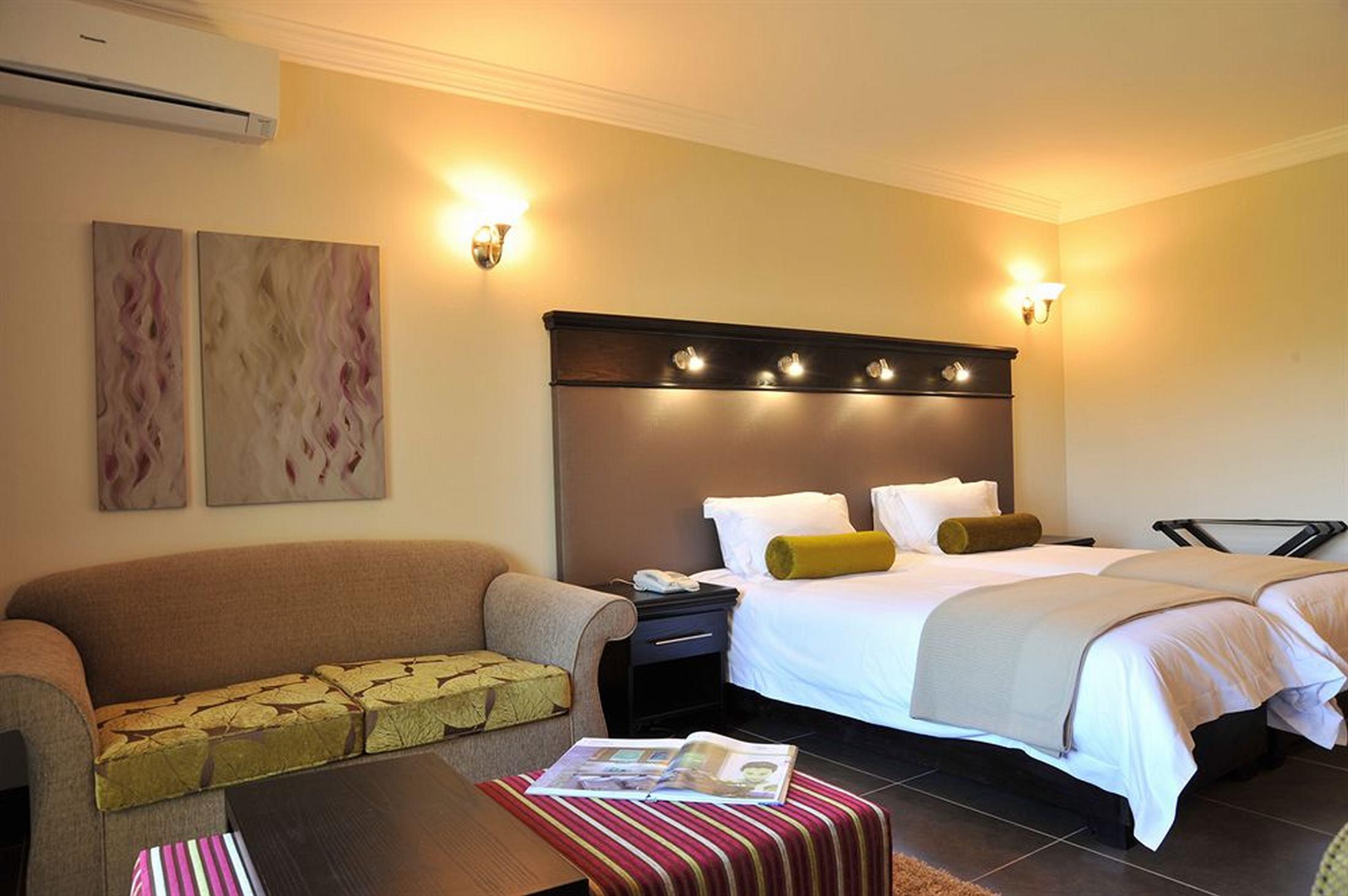 Econo & Motel 2*