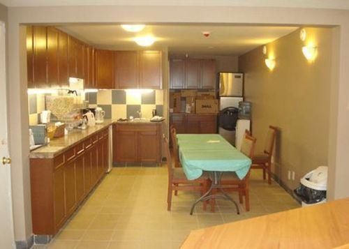 Motel Econo &