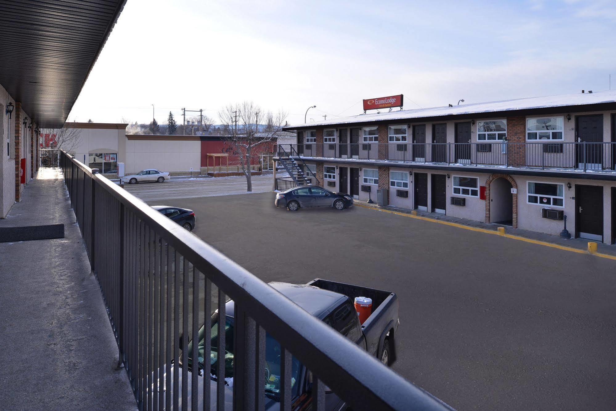 Econo & 2* Drumheller